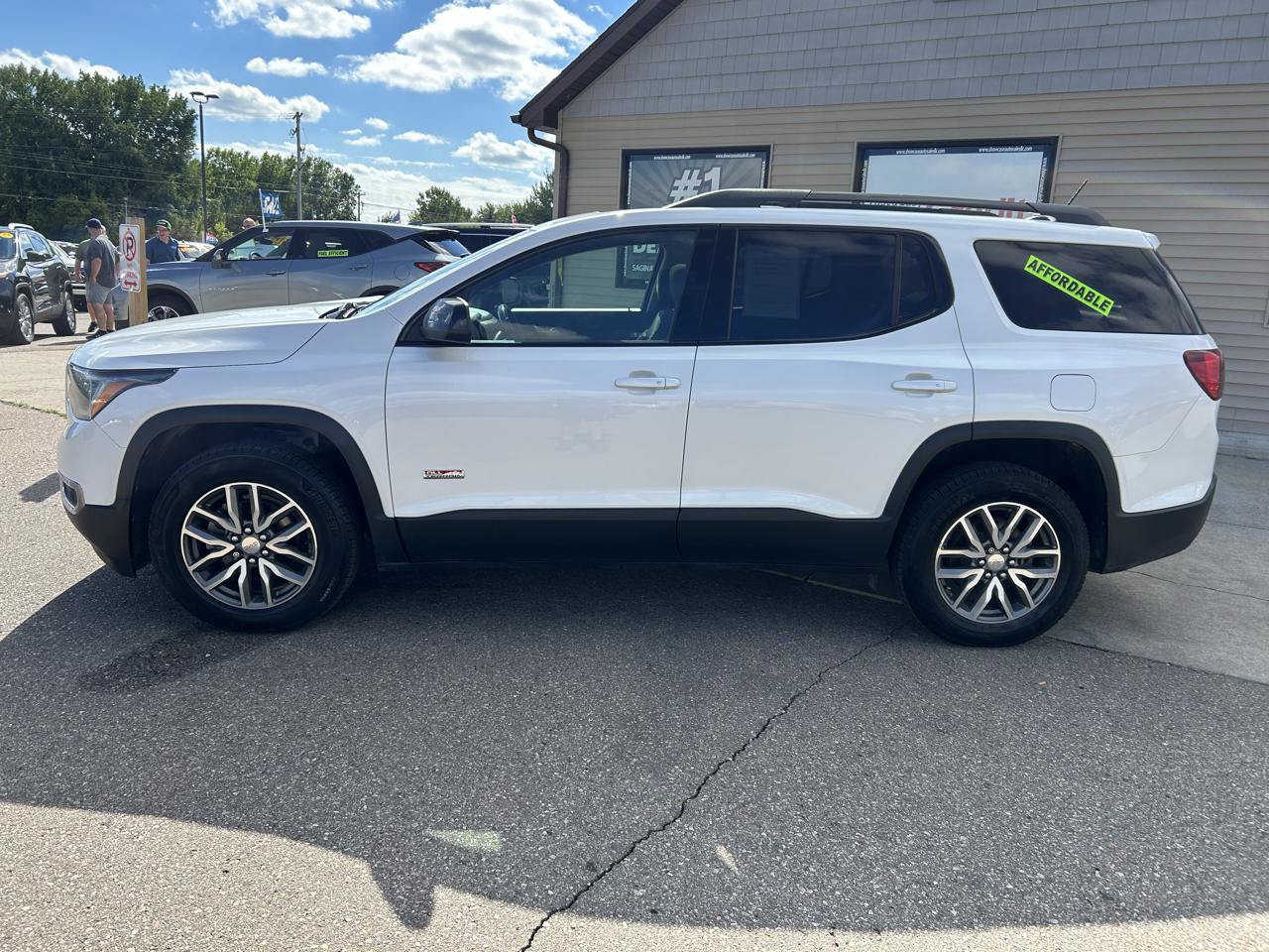 Used 2019 GMC Acadia SLE w/ Driver Alert Package I AWD/4WD image 8