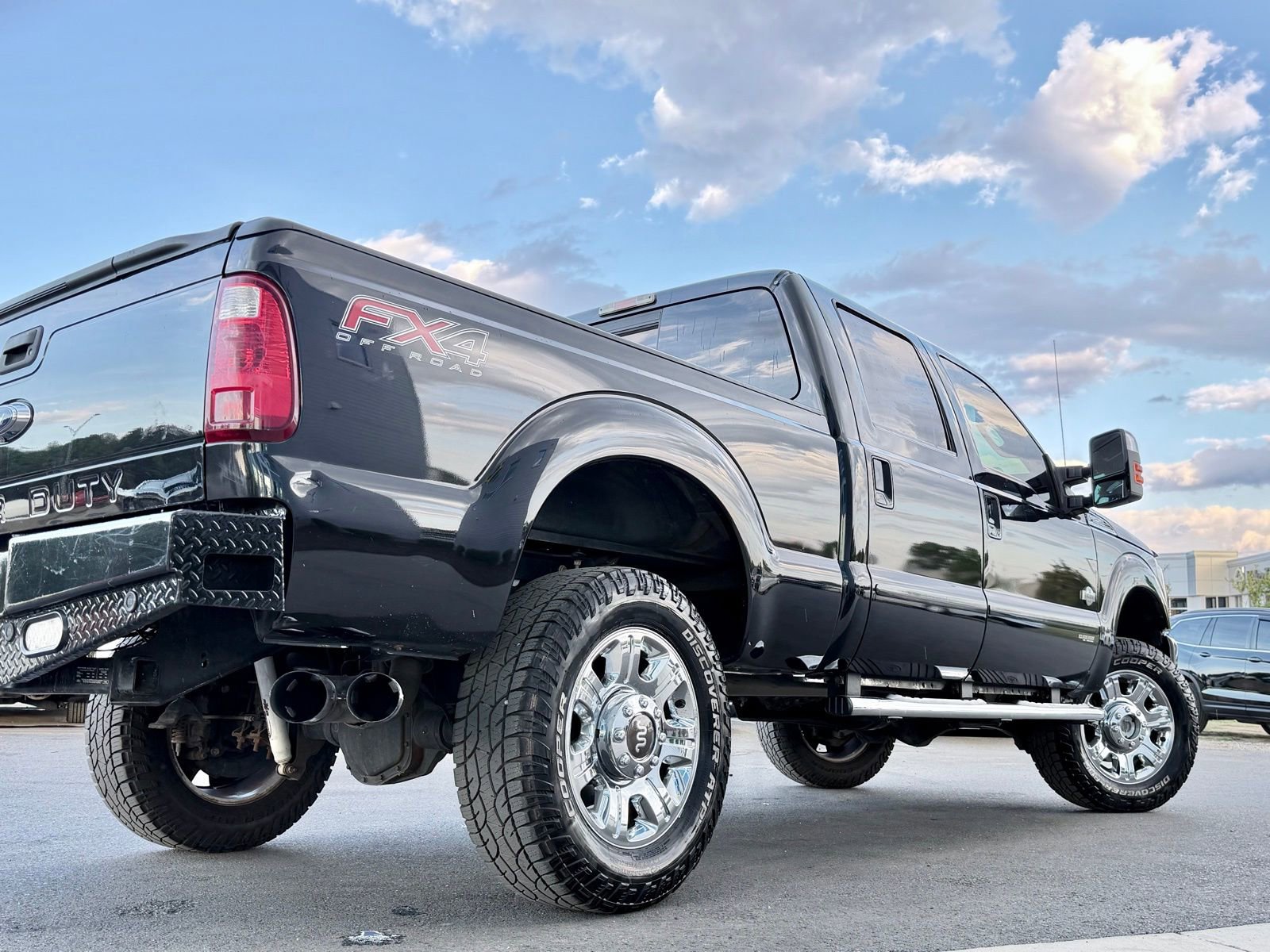 Used 2015 Ford F250 King Ranch w/ King Ranch w/Chrome Package image 5