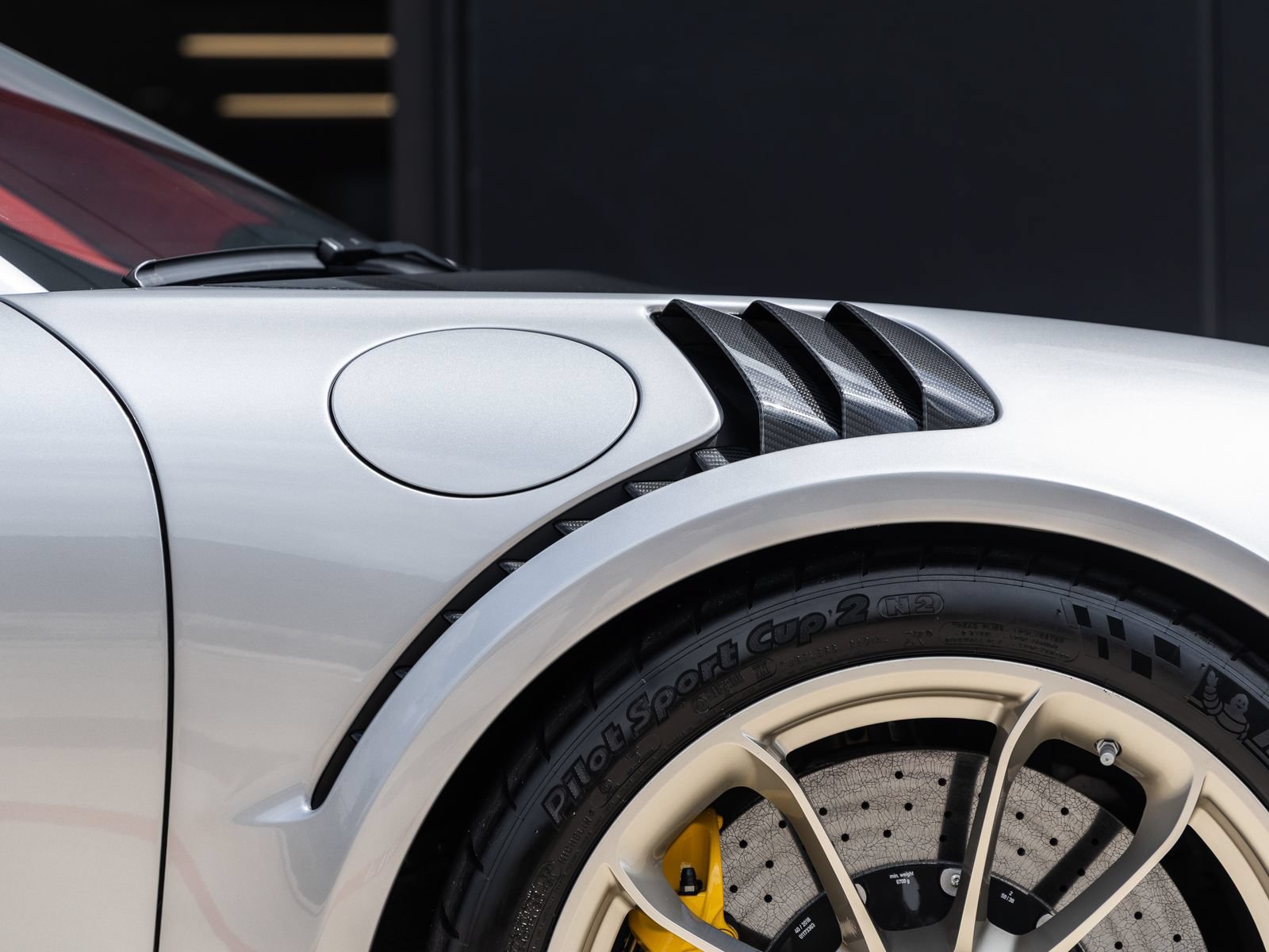 Certified 2018 Porsche 911 GT2 RS RWD image 36