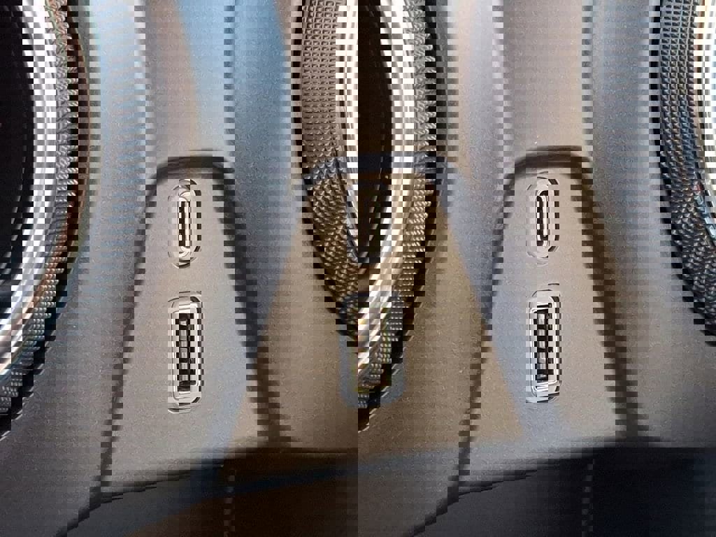 New 2025 Chevrolet Blazer LT w/ Midnight/Sport Edition image 16