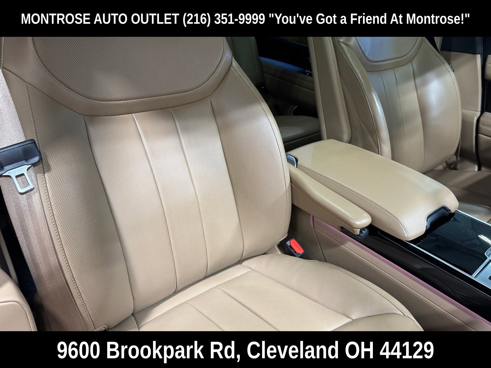 Used 2023 Land Rover Range Rover Long Wheelbase SE image 51