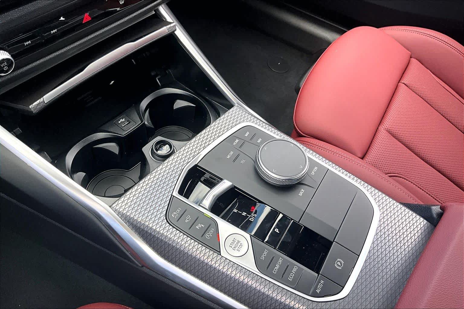 Used 2026 BMW 330i Sedan w/ M Sport Package RWD image 15