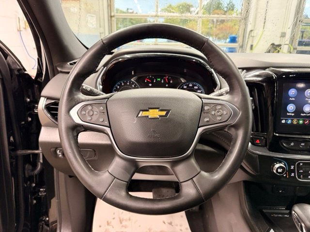 Used 2023 Chevrolet Traverse LT w/ LPO, Floor Liner Package FWD image 9