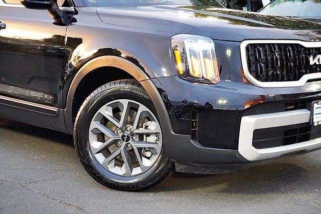Used 2024 Kia Telluride LX image 4