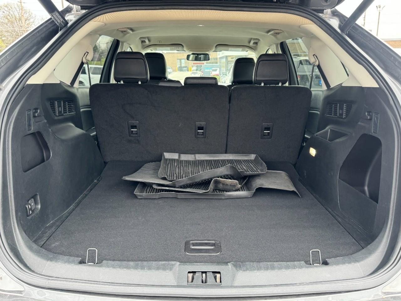 Used 2022 Ford Edge SEL w/ Convenience Package AWD/4WD image 6