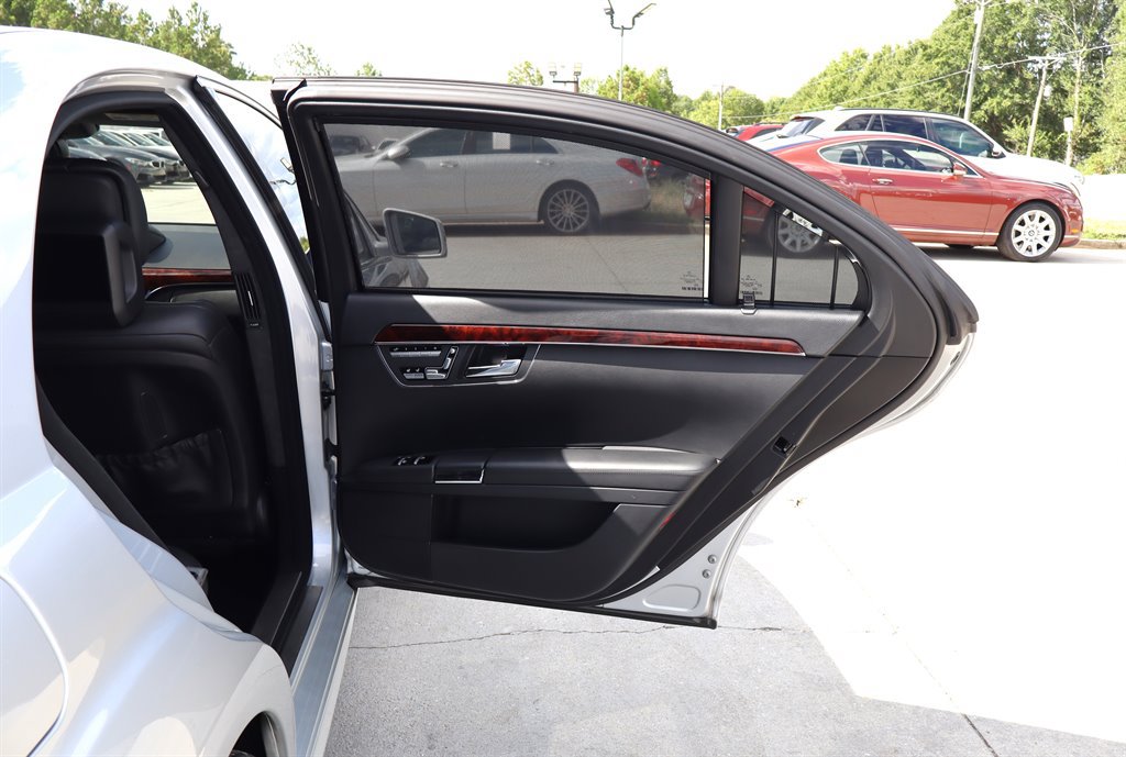 Used 2010 Mercedes-Benz S 63 AMG image 56