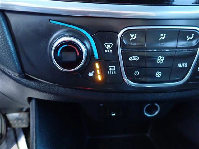 Used 2020 Chevrolet Traverse LT w/ Driver Confidence II Package AWD/4WD image 21