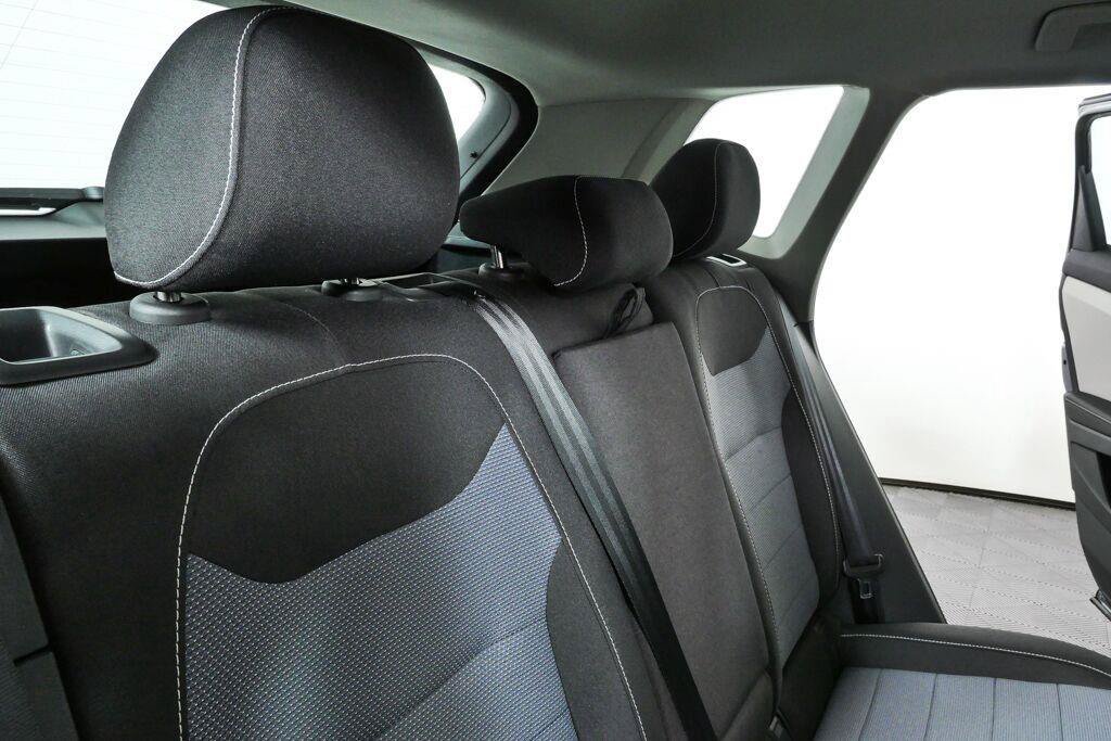 New 2027 Volkswagen Taos S FWD image 32