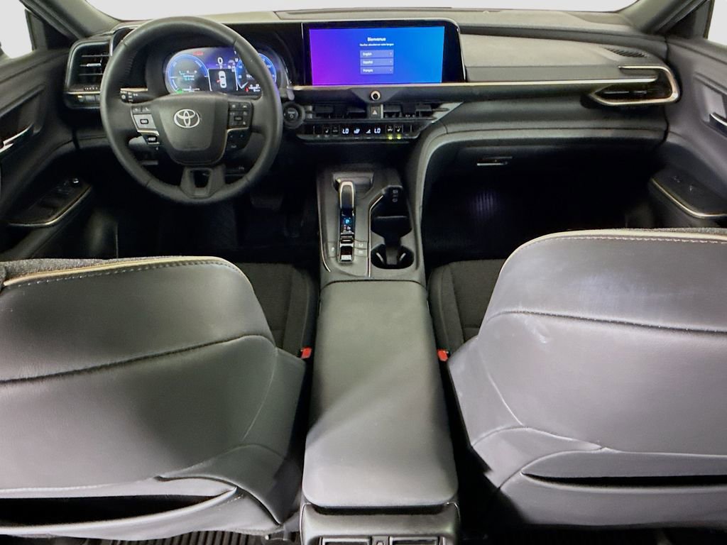 Used 2023 Toyota Crown XLE image 13