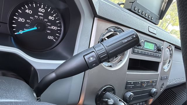 Used 2022 Ford F650 2WD Crew Cab Super Duty image 29