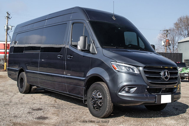 Used 2020 Mercedes-Benz Sprinter 3500 image 12
