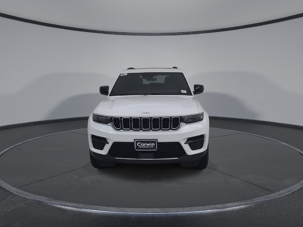 New 2026 Jeep Grand Cherokee Laredo X AWD/4WD image 5