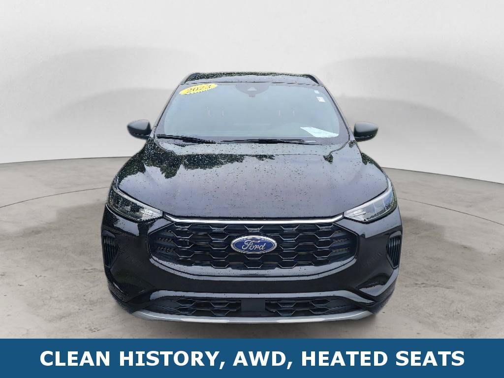 Used 2023 Ford Escape ST-Line w/ Tech Pack #1 AWD/4WD image 2