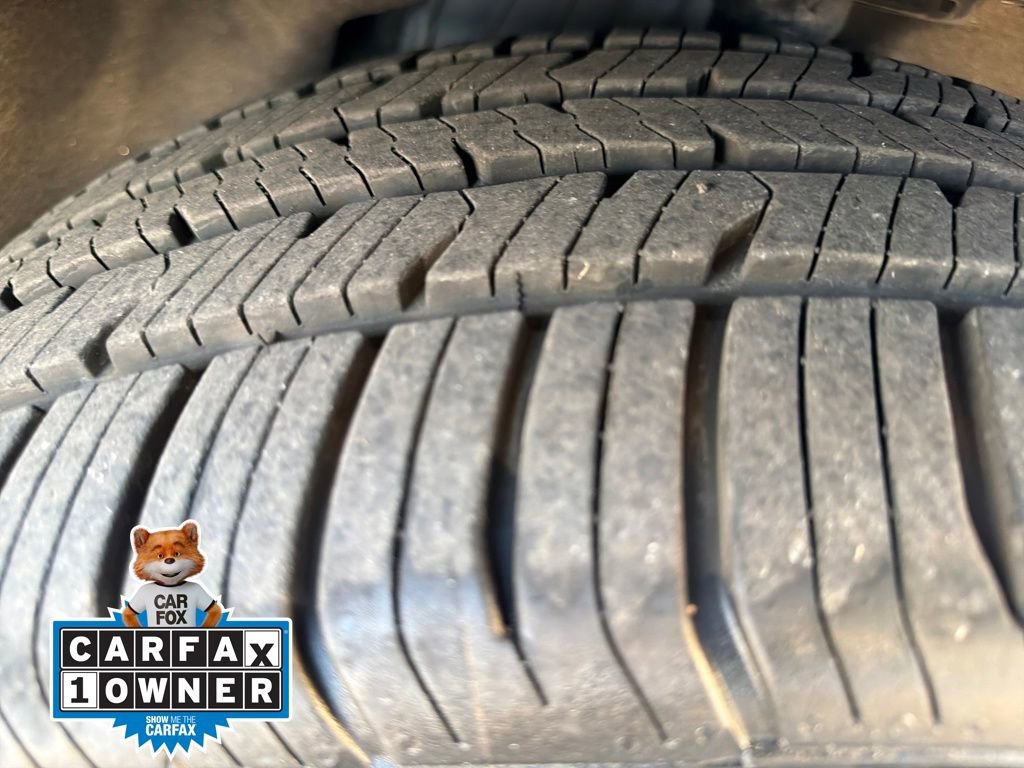 Used 2022 Ford Explorer Platinum w/ Equipment Group 601A image 9