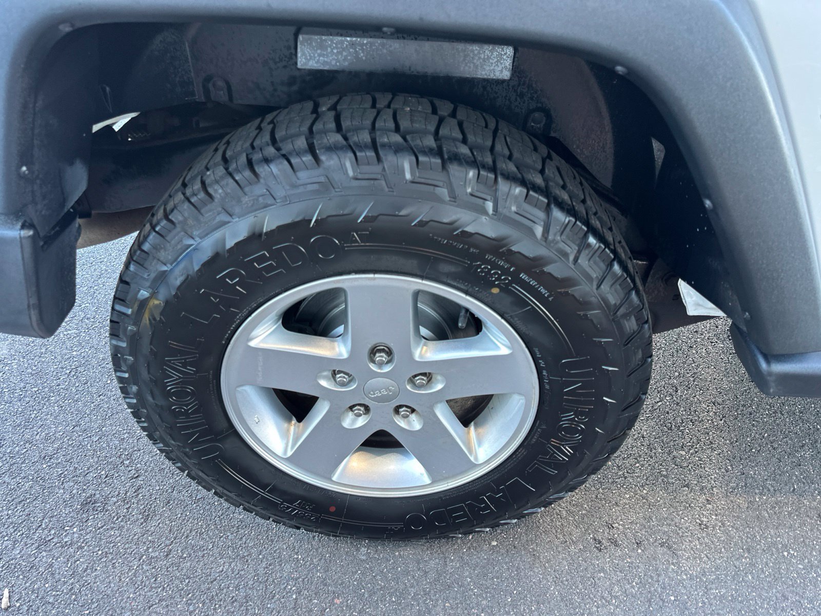 Used 2016 Jeep Wrangler Sport w/ Quick Order Package 24S AWD/4WD image 11
