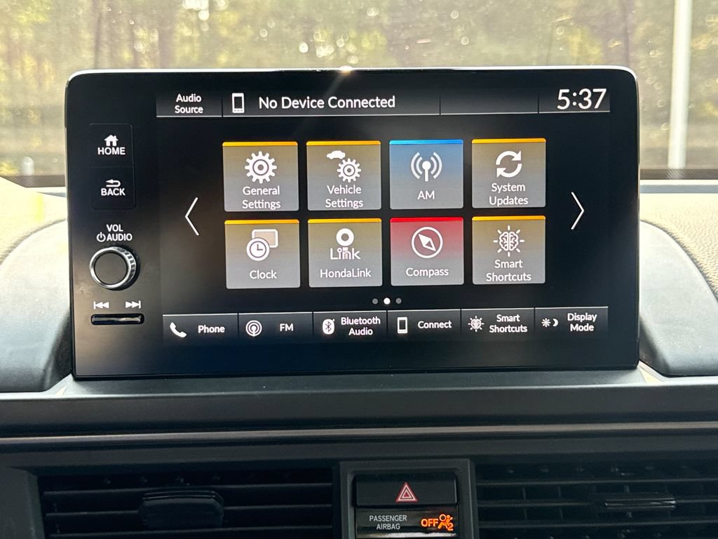 Used 2025 Honda Pilot TrailSport image 26