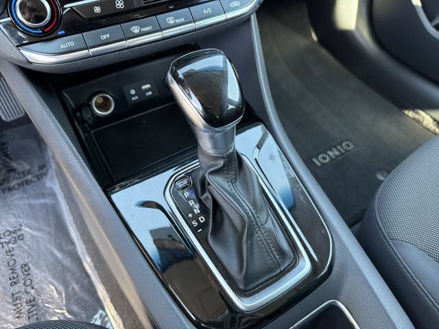 Used 2018 Hyundai Ioniq Blue FWD image 33