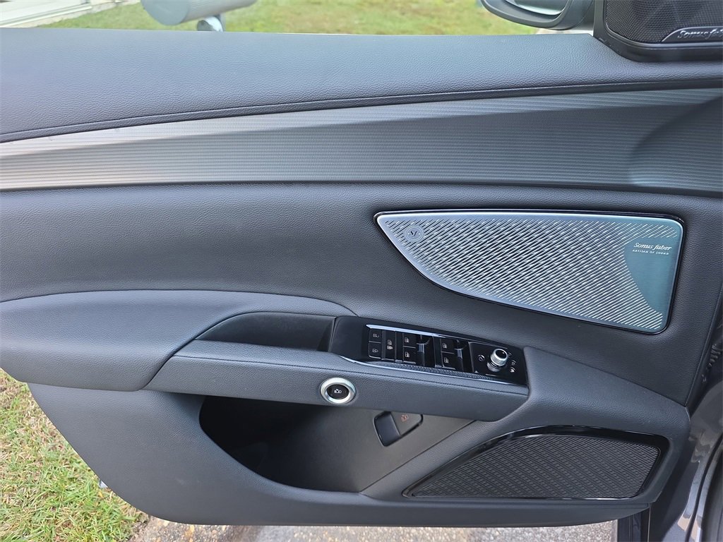 Used 2023 Maserati Grecale GT image 13