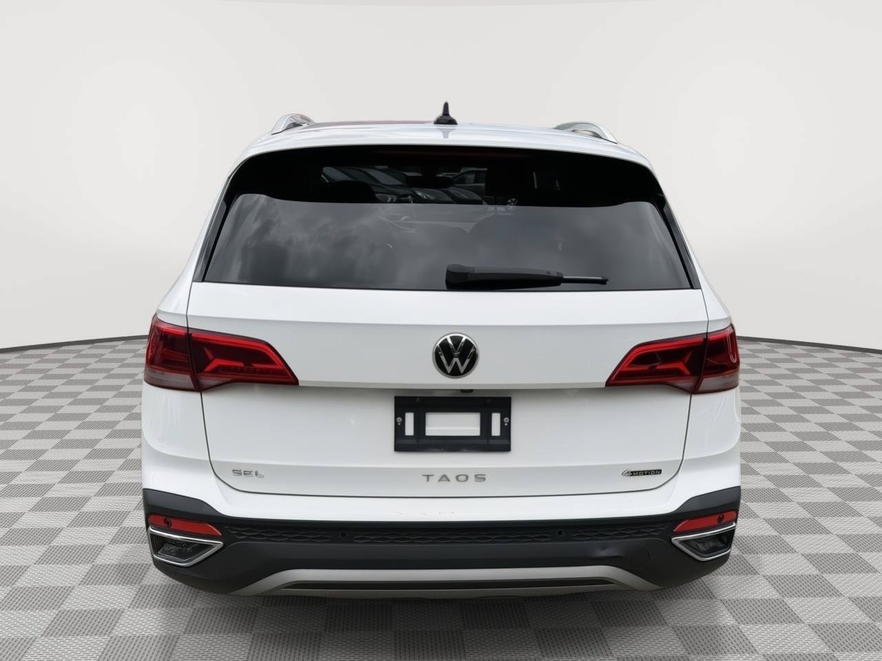 Used 2022 Volkswagen Taos SEL AWD/4WD image 6