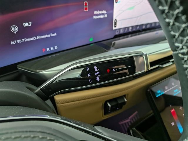 New 2025 Cadillac Escalade IQ Luxury 2 AWD/4WD image 21