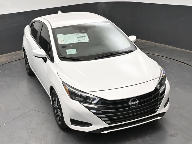 New 2025 Nissan Versa SV w/ Trunk Package FWD image 18
