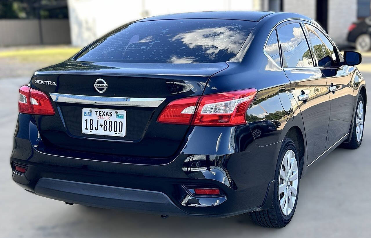Used 2016 Nissan Sentra S FWD image 5