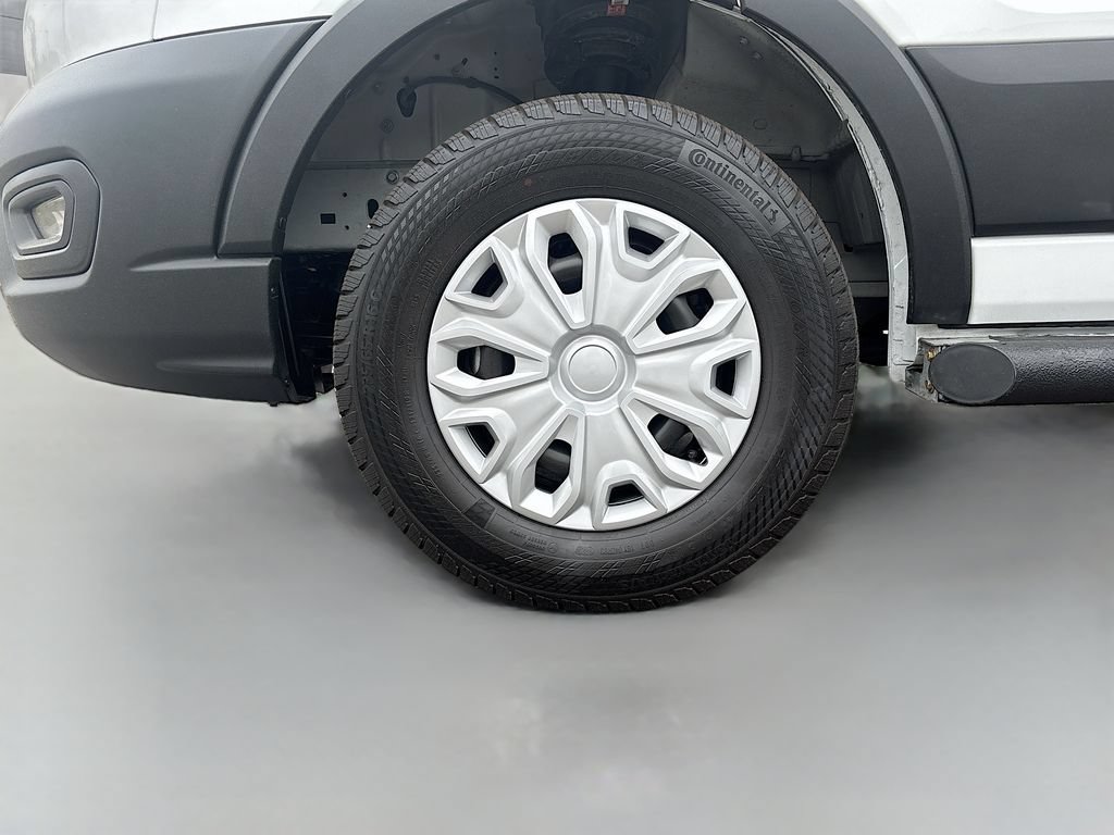 Used 2025 Ford Transit 250 Low Roof w/ Exterior Upgrade Package RWD image 12