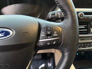 Used 2020 Ford Escape SEL image 27
