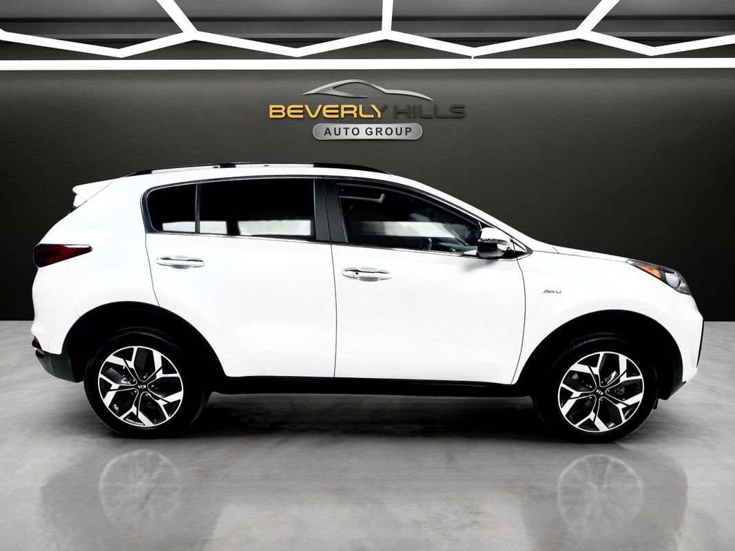 Used 2022 Kia Sportage EX AWD/4WD image 6