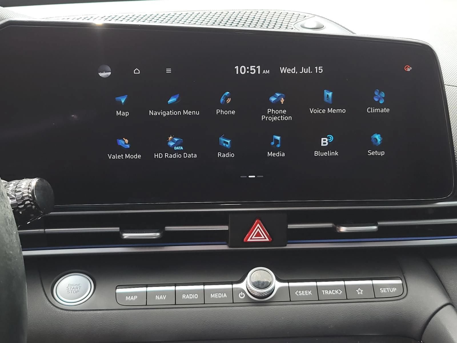 Used 2022 Hyundai Elantra Limited FWD image 20