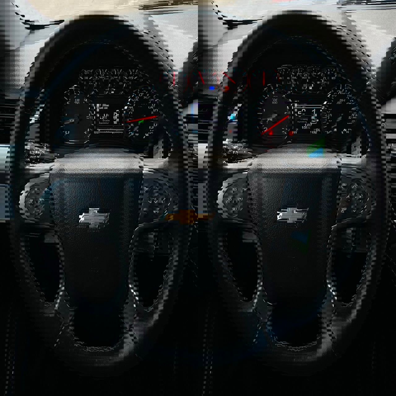 Used 2019 Chevrolet Suburban LS w/ All-Season Package RWD image 12