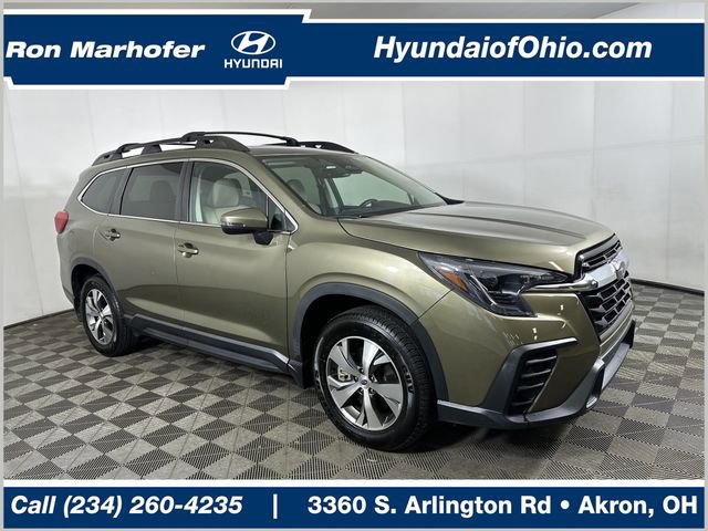 Used 2023 Subaru Ascent Premium w/ Convenience Package image 1