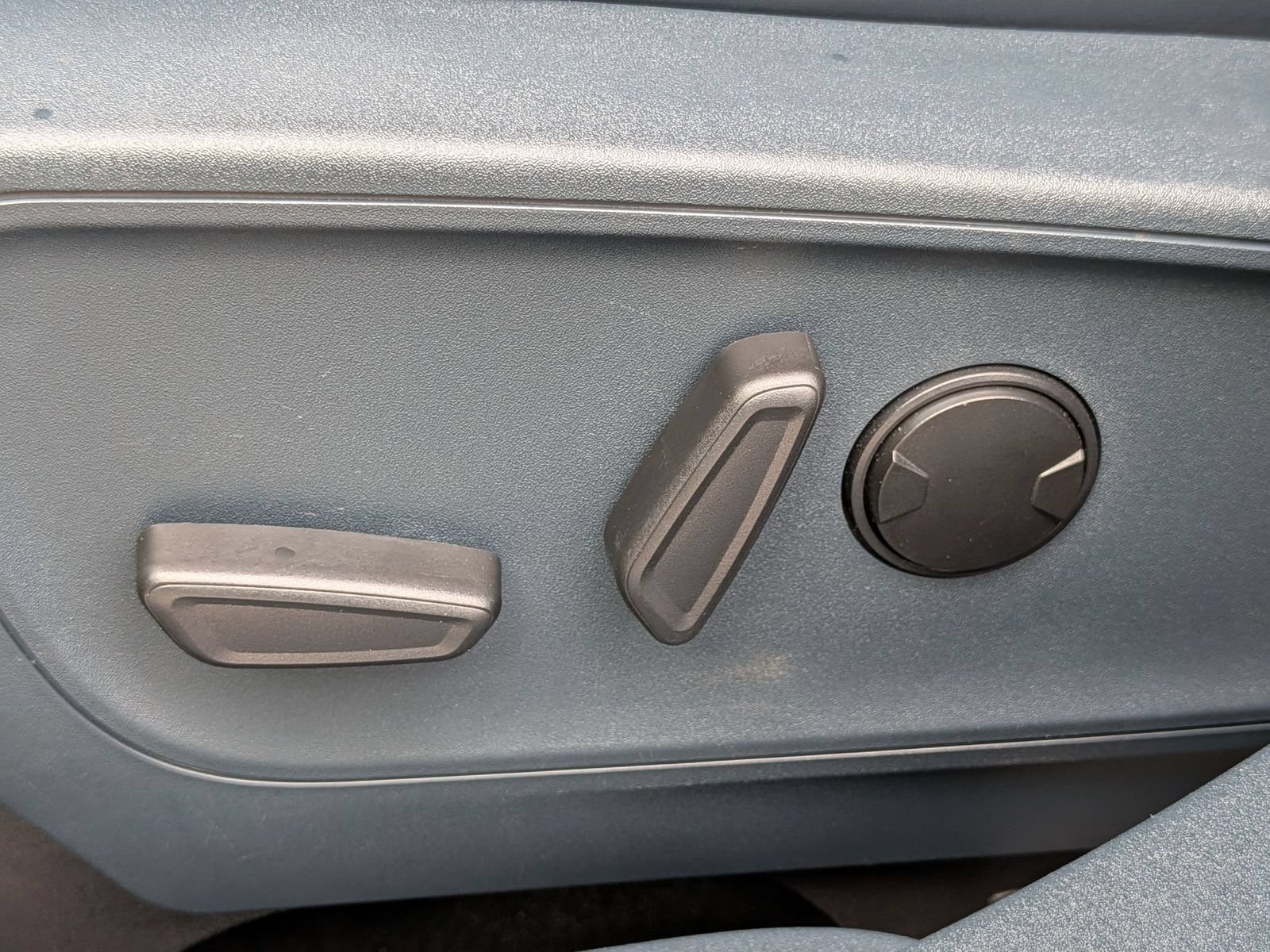 Used 2025 Ford Maverick Lariat AWD/4WD image 16
