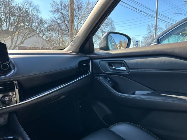 Certified 2023 Nissan Rogue SL w/ SL Premium Package image 27