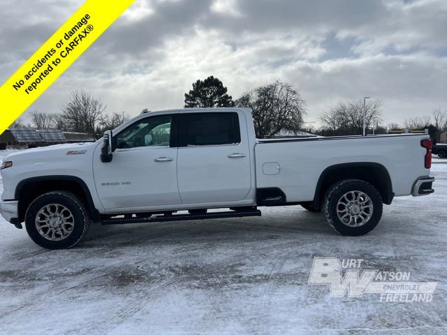 Used 2025 Chevrolet Silverado 2500 LTZ w/ LTZ Plus Package image 3