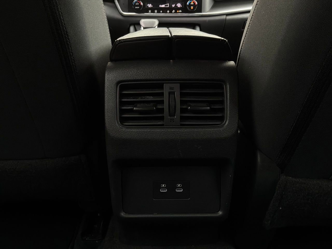 Used 2025 Nissan Rogue SV image 12