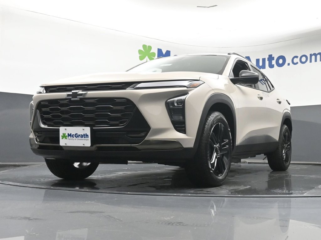 New 2026 Chevrolet Trax ACTIV w/ Driver Confidence Package FWD image 7