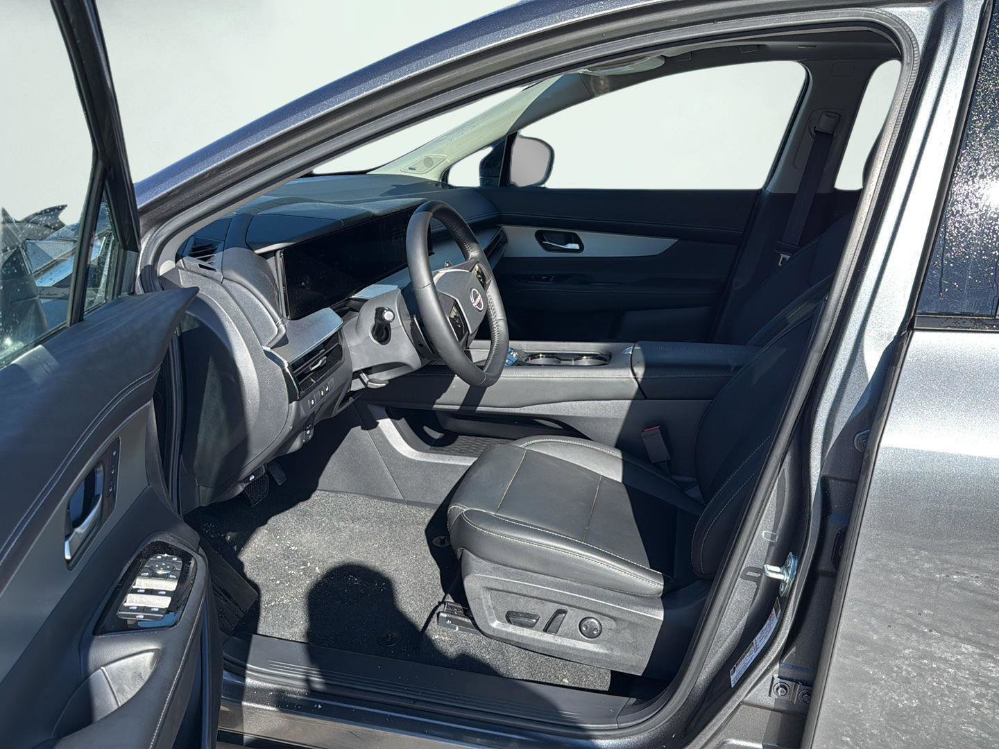 Used 2025 Nissan Murano SL AWD/4WD image 6