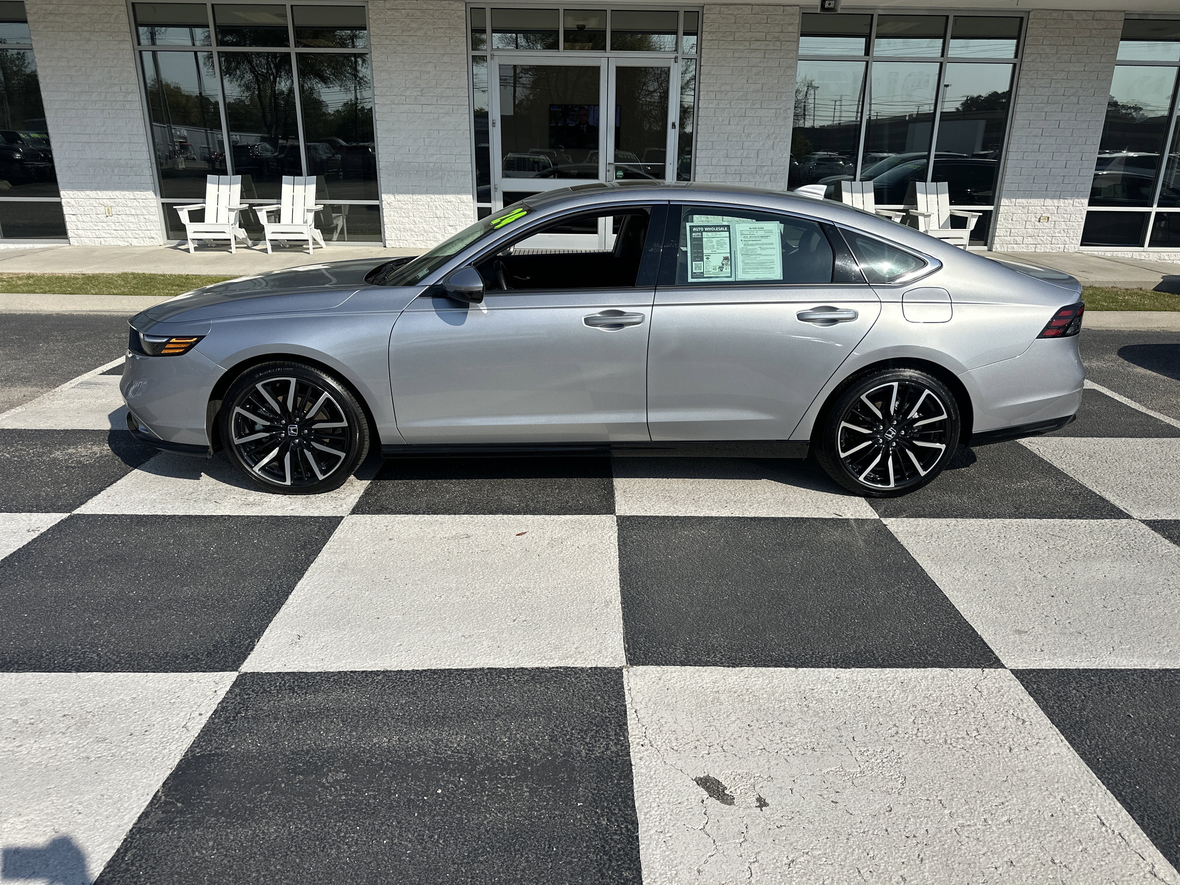 Used 2024 Honda Accord Touring image 1