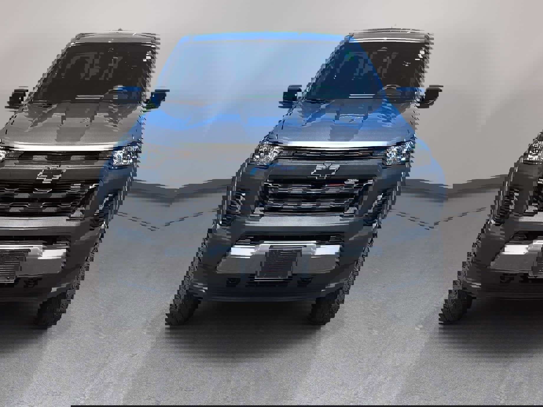 Used 2023 Chevrolet Colorado Trail Boss w/ Technology Package AWD/4WD image 2