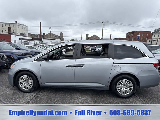 Used 2016 Honda Odyssey LX image 9