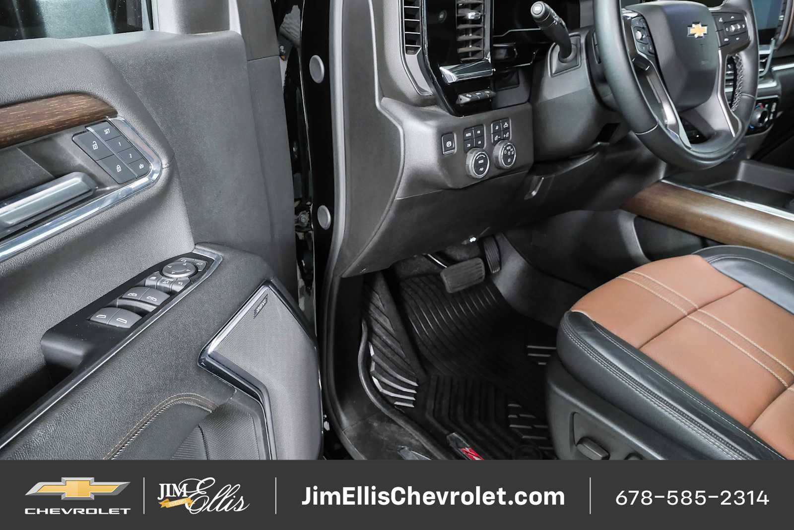 Certified 2024 Chevrolet Silverado 2500 High Country w/ Technology Package AWD/4WD image 8