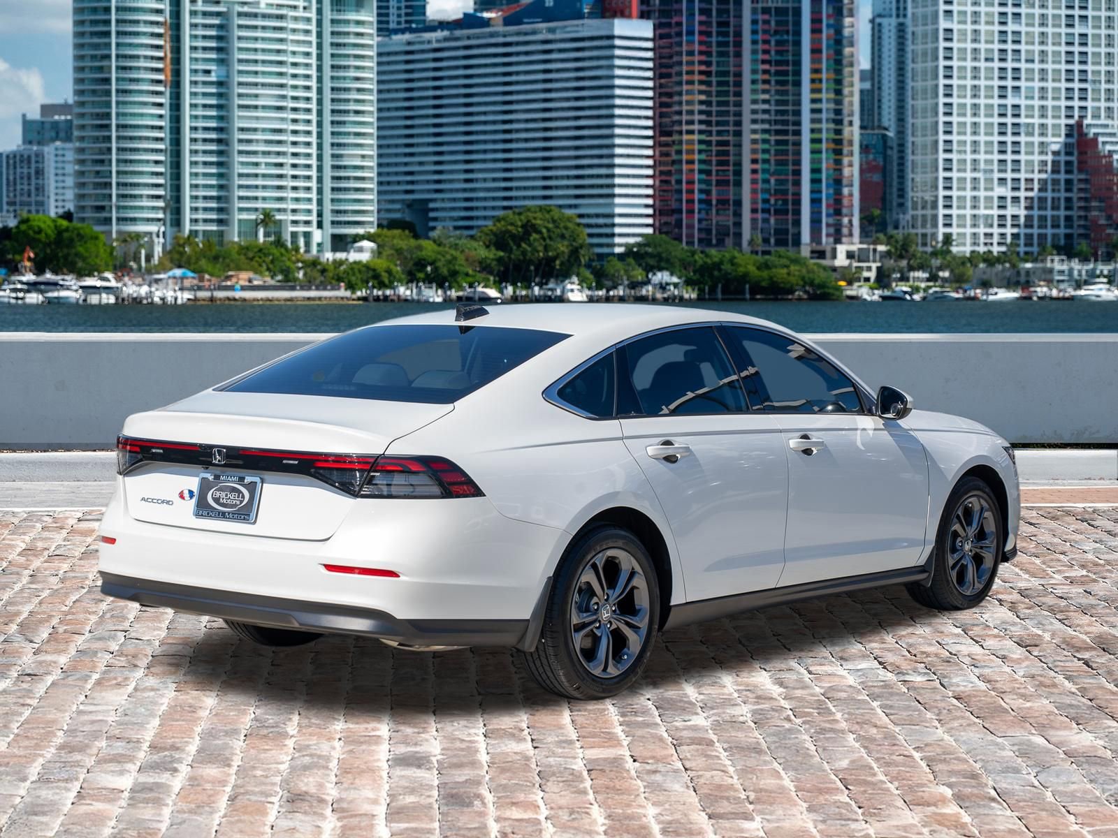 Certified 2023 Honda Accord EX image 6