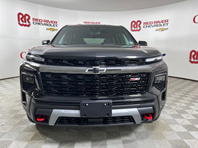 New 2026 Chevrolet Traverse Z71 w/ Enhanced Driving Package AWD/4WD image 2