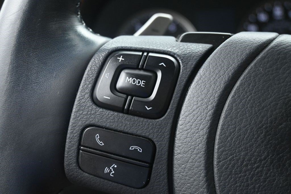 Used 2025 Lexus IS 350 F Sport RWD image 20