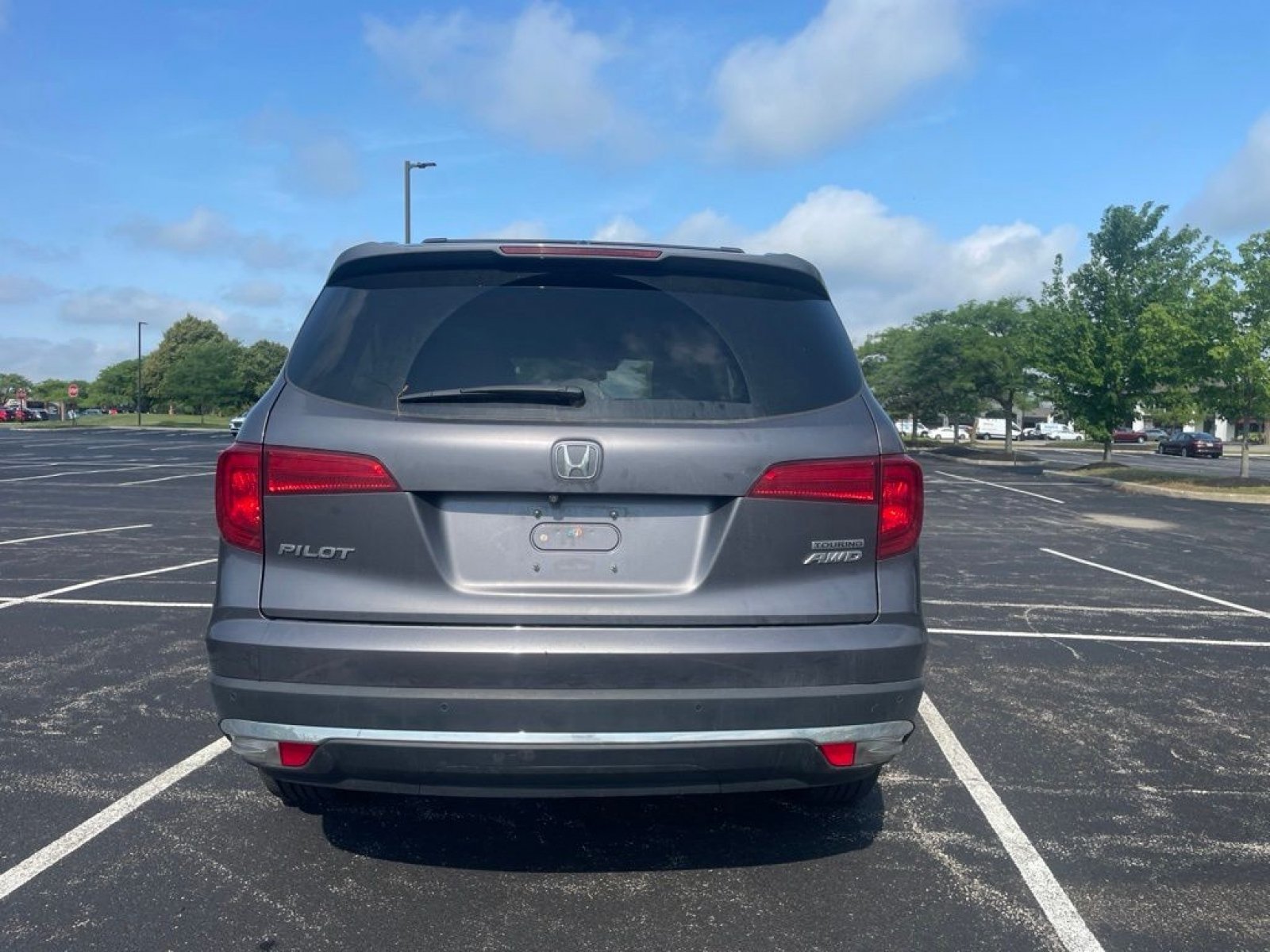 Used 2017 Honda Pilot Touring image 7