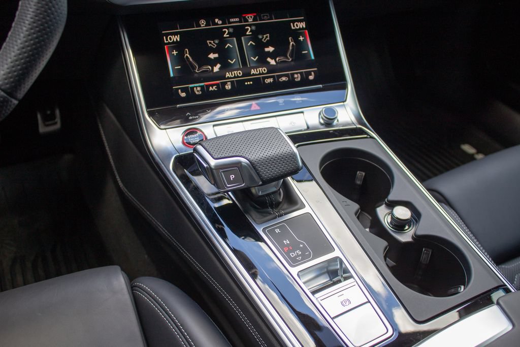 Used 2025 Audi RS 6 performance AWD/4WD image 21
