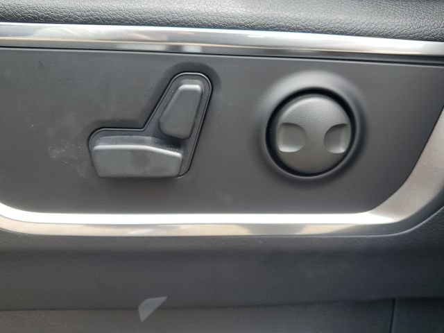 New 2026 RAM 1500 Laramie w/ Night Edition AWD/4WD image 10