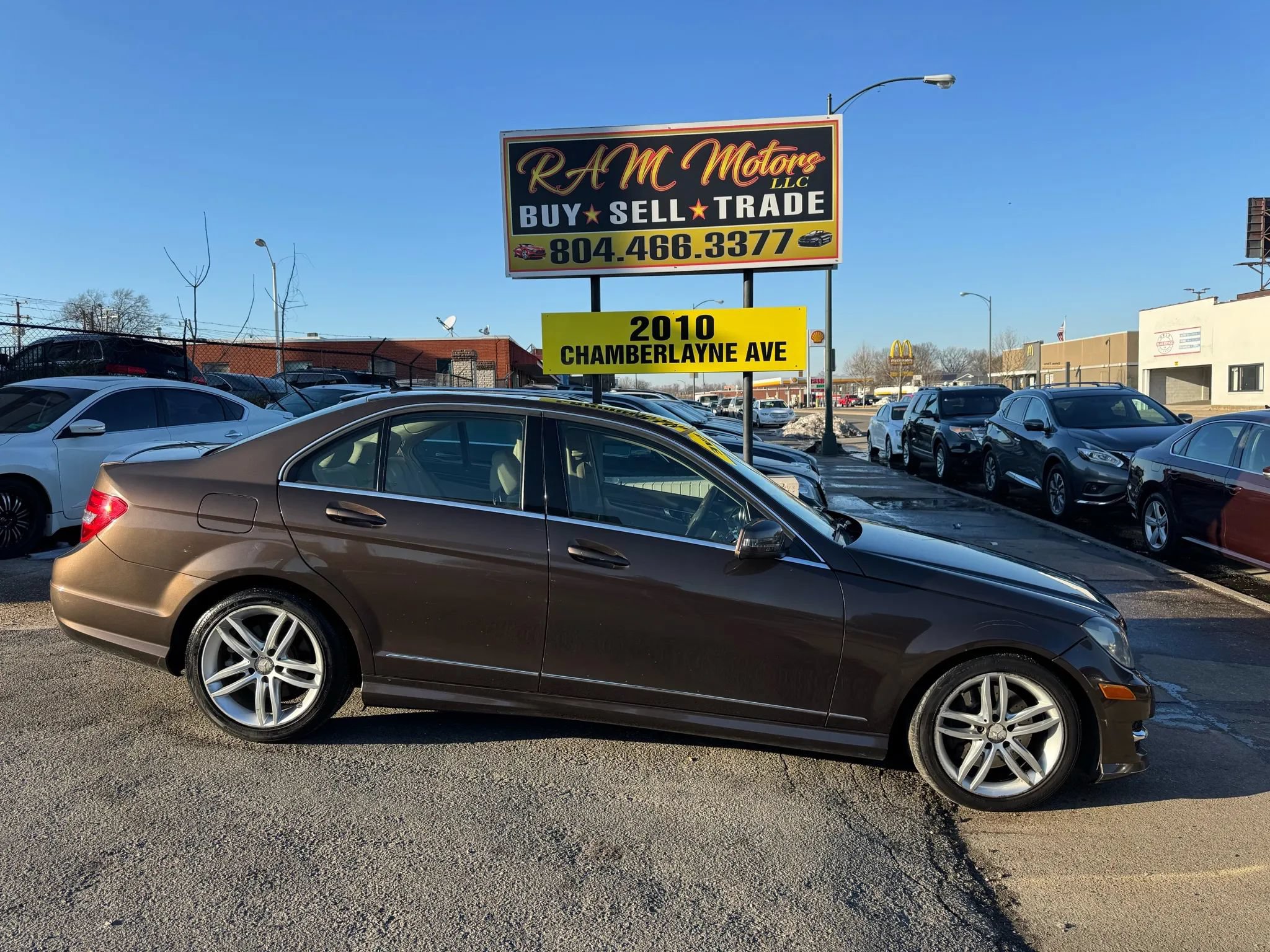 Used 2014 Mercedes-Benz C 300 4MATIC Sedan image 2
