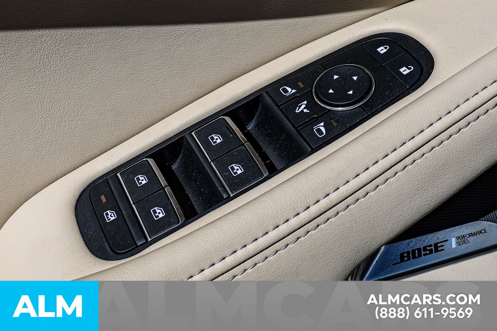 Used 2025 INFINITI QX60 Luxe w/ Cargo Package image 42